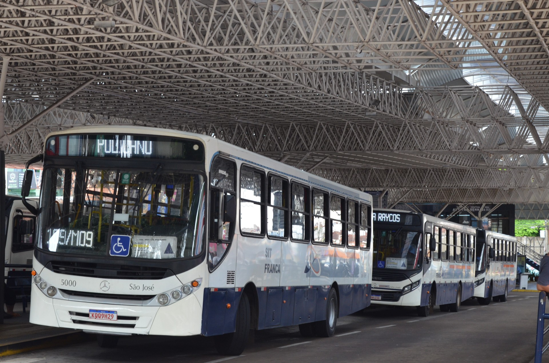 EMDEF Onibus original