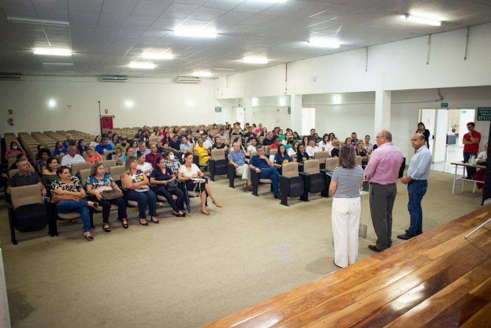 representantes creches 43
