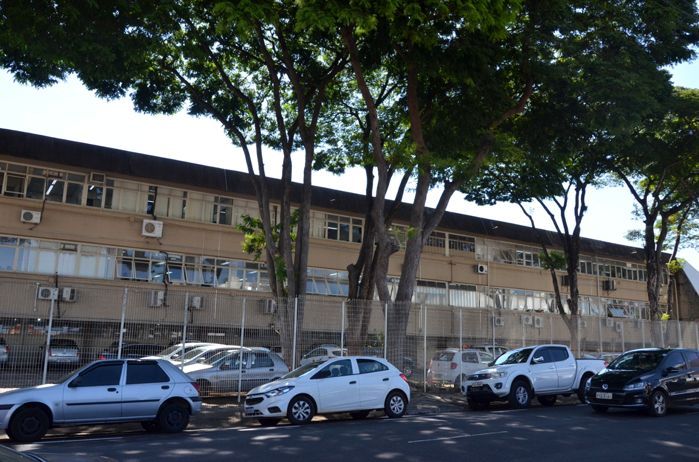 Reparticoes municipais tem ponto facultativo e retornam na quarta feira original
