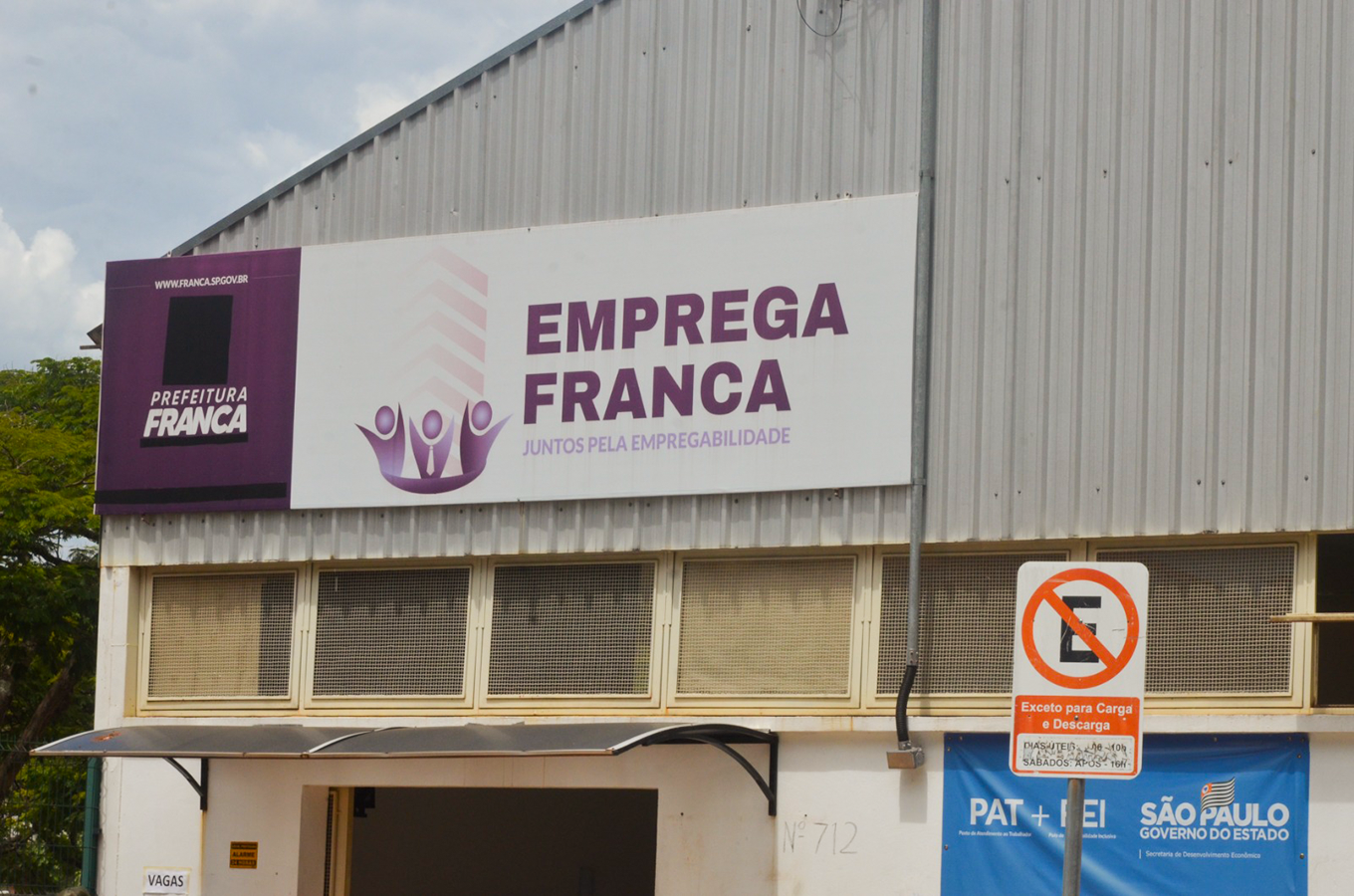 Emprega Franca 3 original