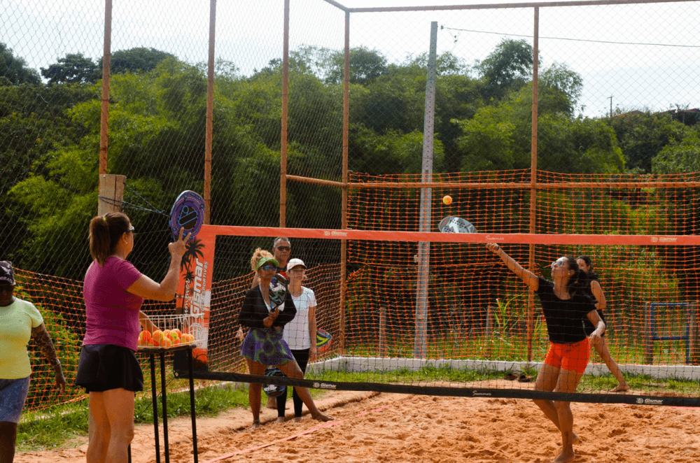 aulas de beach tennis