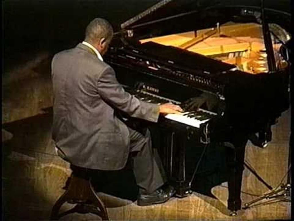 pianista Medium